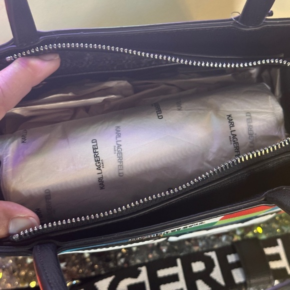 NWT - Karl Lagerfeld Paris Maybelle Satchel. - Picture 4 of 11